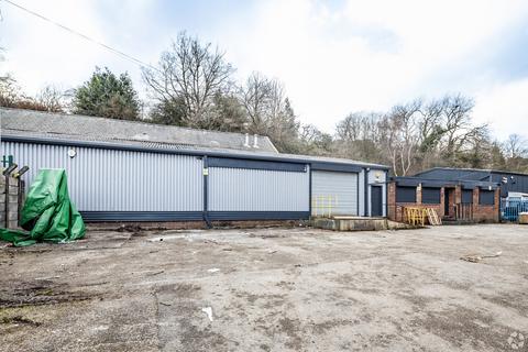Industrial development to rent, 65 Park Rd Dukinfield SK16 5LX