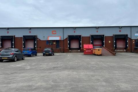 Warehouse to rent, Cornford Rd Blackpool FY4 4QQ