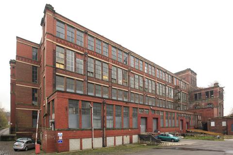 Factory to rent, Fields New Rd Oldham OL9 8NT
