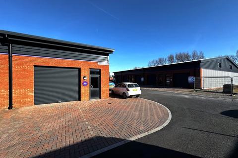 Industrial development to rent, Bristol Av Blackpool FY2 0JE