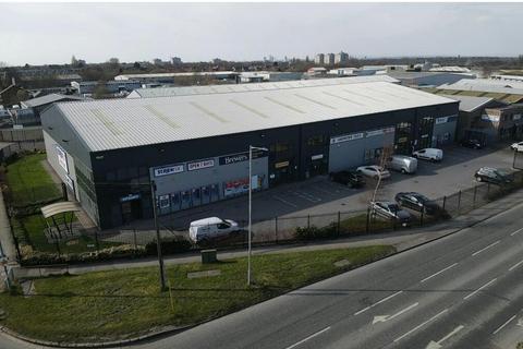 Warehouse to rent, 25 Lingard Ln Stockport SK6 2TG
