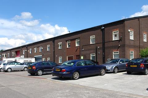 Warehouse to rent, Pepper Rd Stockport SK7 5BW