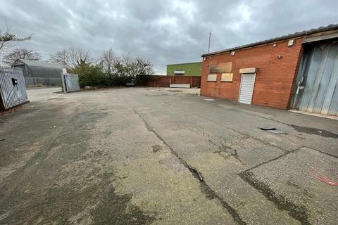 Warehouse to rent, Langley Pl Ormskirk L40 8JS
