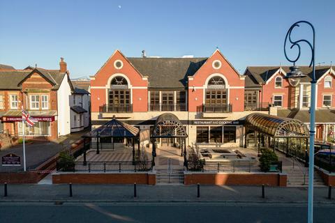 Pub to rent, 21-23 Wood St Lytham St Annes FY8 1QR
