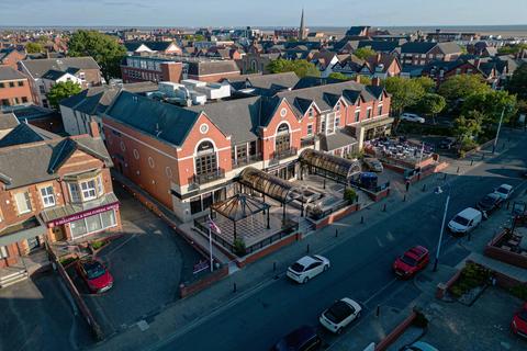 Pub to rent, 21-23 Wood St Lytham St Annes FY8 1QR