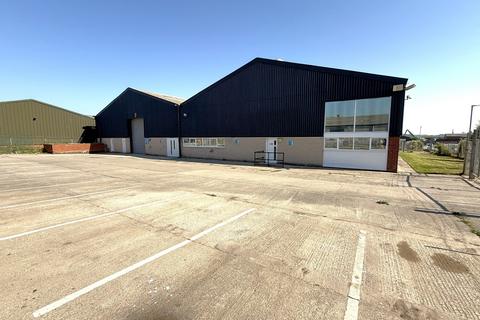 Warehouse to rent, Beacon Rd Poulton Le Fylde FY6 8JU