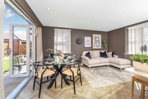 5 bedroom detached house for sale, Earlswood at David Wilson Homes The Woodlands, CT2 Herne Bay Road, Sturry, Canterbury CT2
