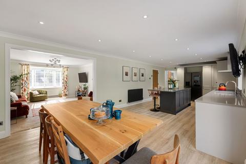 5 bedroom detached house for sale, Fen Pond Road, Sevenoaks TN15