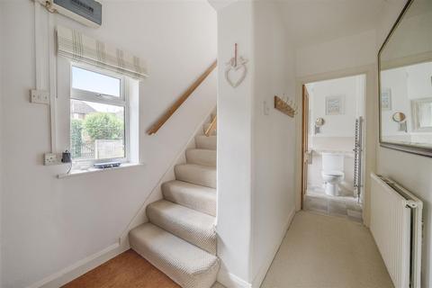 3 bedroom semi-detached house for sale, Farleys Close, West Horsley
