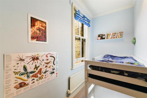 35 College Road, Epsom, KT17 4HQ