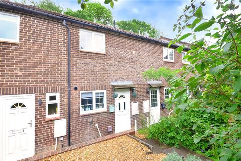 157 Estcots Drive, East Grinstead, RH19 3YP