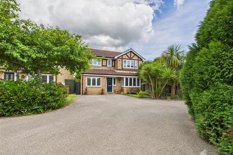 5 Minerva Close, Stevenage, SG2 7RA