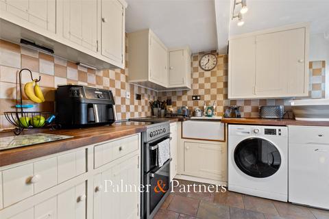 3 bedroom terraced house for sale, Church Square, St. Osyth, Clacton-on-Sea, Essex, CO16