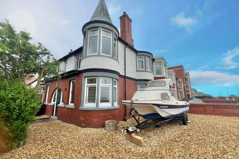 5 bedroom semi-detached house for sale, Darbishire Road, Fleetwood FY7