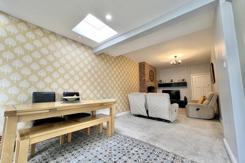 5 bedroom semi-detached house for sale, Darbishire Road, Fleetwood FY7