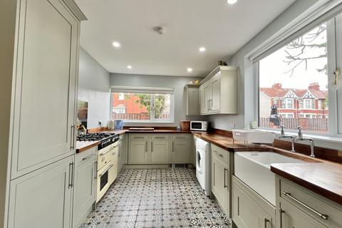 5 bedroom semi-detached house for sale, Darbishire Road, Fleetwood FY7