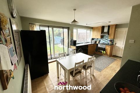 33 Bullivant Road, Hatfield, Doncaster, DN7 6QH
