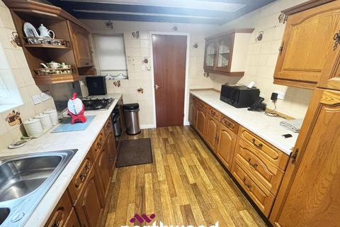 31 Coppice Avenue, Hatfield, Doncaster, DN7 6AH