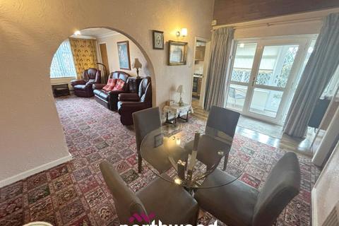 31 Coppice Avenue, Hatfield, Doncaster, DN7 6AH