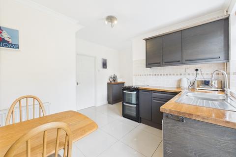 14 Raeburn Road, Northampton, NN2 7EU
