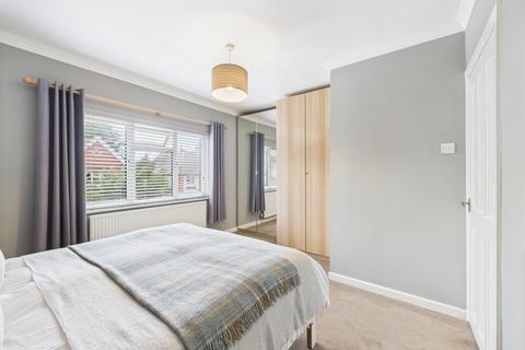 14 Raeburn Road, Northampton, NN2 7EU