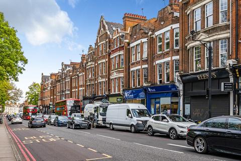 3 bedroom flat for sale, Archway Road, London, N6