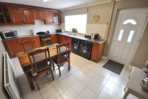 10 Lockwood Close, Thorne, Doncaster, DN8 5XD