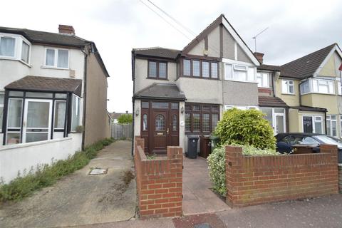 225 Third Avenue, Dagenham, RM10 9BD