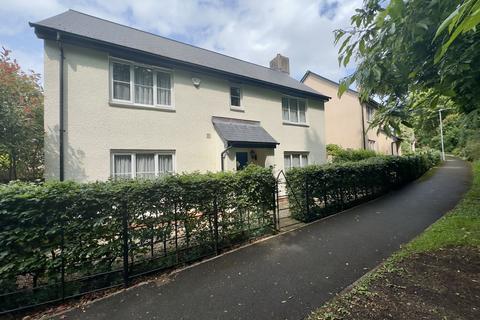 Finistere Avenue, Dawlish, EX7