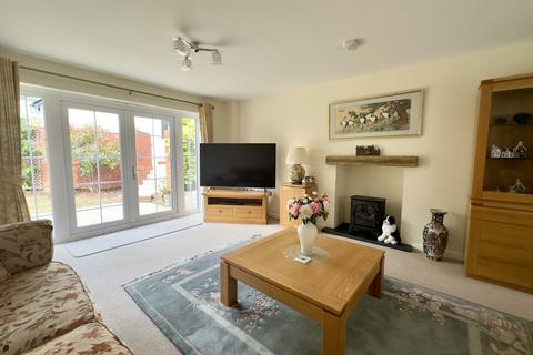 4 bedroom detached house for sale, Finistere Avenue, Dawlish, EX7