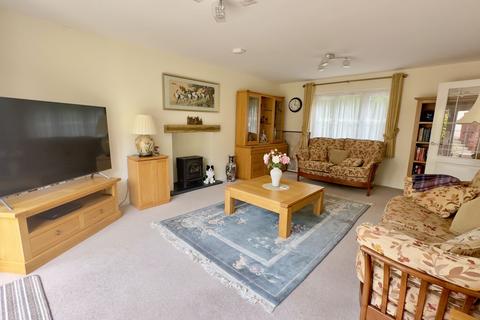 4 bedroom detached house for sale, Finistere Avenue, Dawlish, EX7