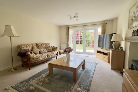 4 bedroom detached house for sale, Finistere Avenue, Dawlish, EX7