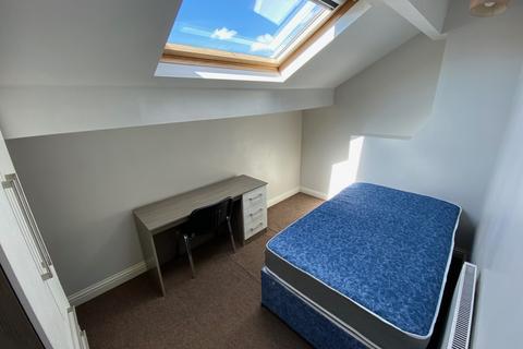 6 bedroom house to rent, Trafford Street, Preston PR1