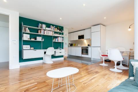 2 bedroom apartment for sale, Angel Waterside Islington