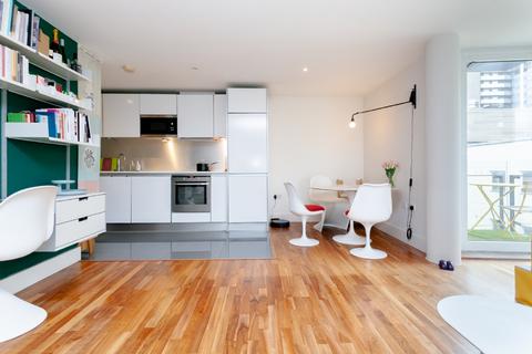 2 bedroom apartment for sale, Angel Waterside Islington