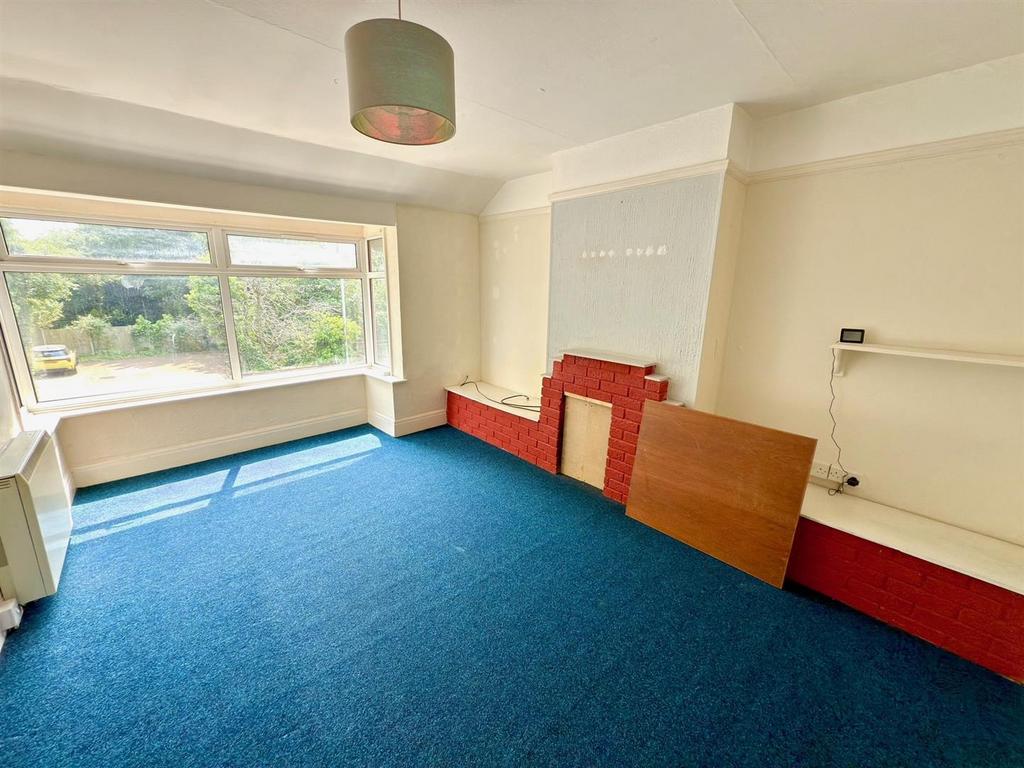 FLAT 2 LOUNGE.jpg