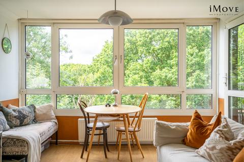 86 Kitley Gardens, London, SE19 2RY
