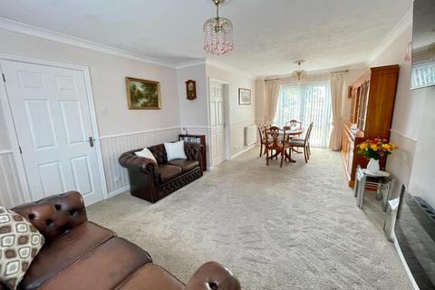 undefined, Blakeney Drive, Luton, Bedfordshire, LU2 7AL