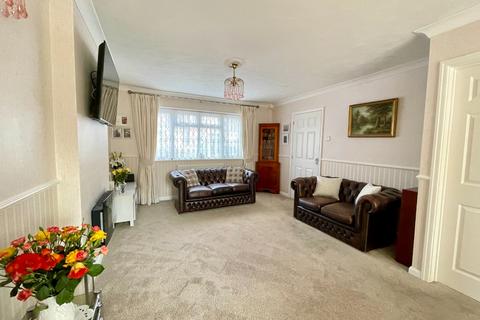 undefined, Blakeney Drive, Luton, Bedfordshire, LU2 7AL