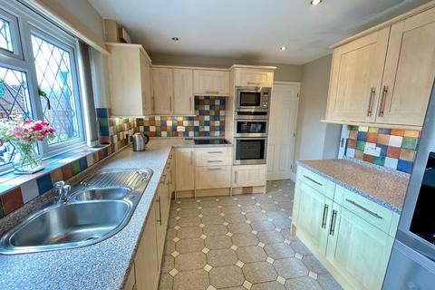 undefined, Blakeney Drive, Luton, Bedfordshire, LU2 7AL