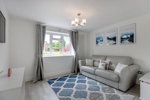1 Meadfield Road, Meopham, Gravesend, DA13 0PR