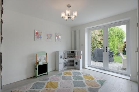 1 Meadfield Road, Meopham, Gravesend, DA13 0PR