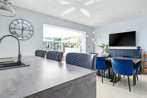 3 Townsend Close, Ash, Aldershot, GU12 6FJ