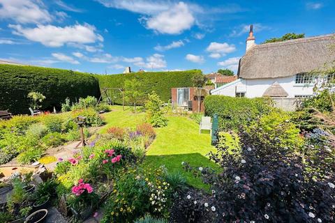 Withycombe Village Road, Exmouth, EX8 3BD