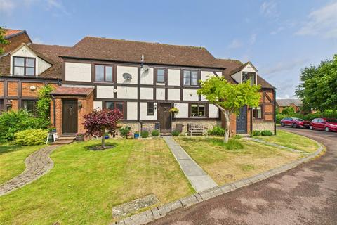 4 Stonecroft Close, Bishops Cleeve, Cheltenham, GL52 8SW