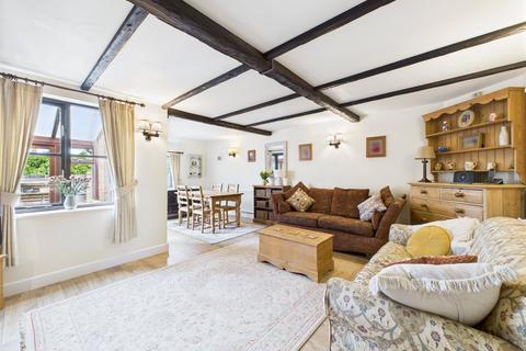 4 Stonecroft Close, Bishops Cleeve, Cheltenham, GL52 8SW