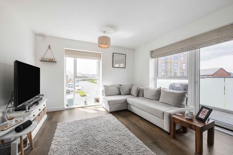 50 Carrowmore Close, West Thurrock, Grays, RM20 3BW