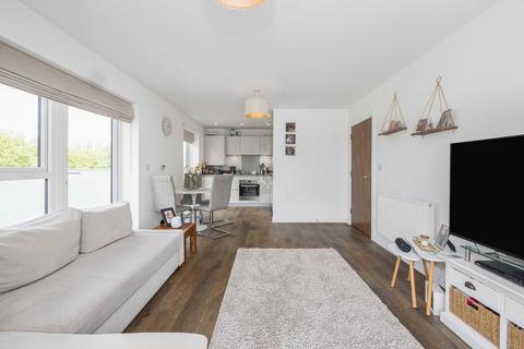 50 Carrowmore Close, West Thurrock, Grays, RM20 3BW