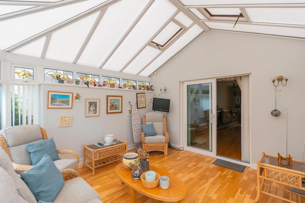 8 H3 RBD - Conservatory A.jpg