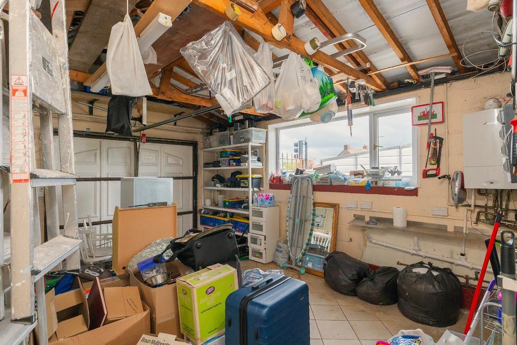 8 H3 RBD - Garage B.jpg